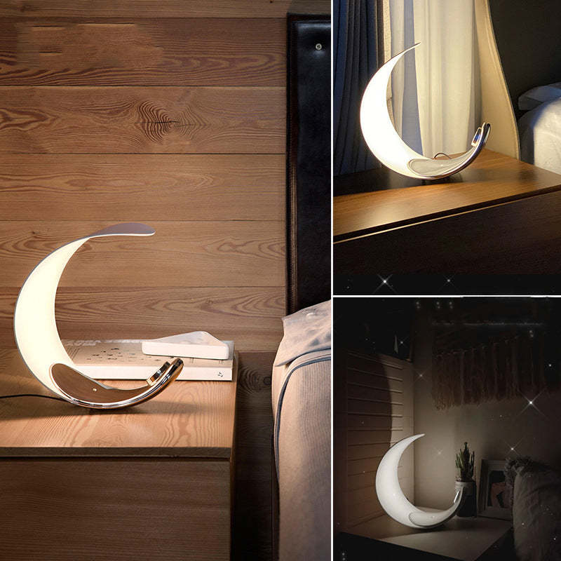 Designer Tischlampe „Halbmond“ – Modernes LED-Lichtobjekt im Mond-Design - Image 3