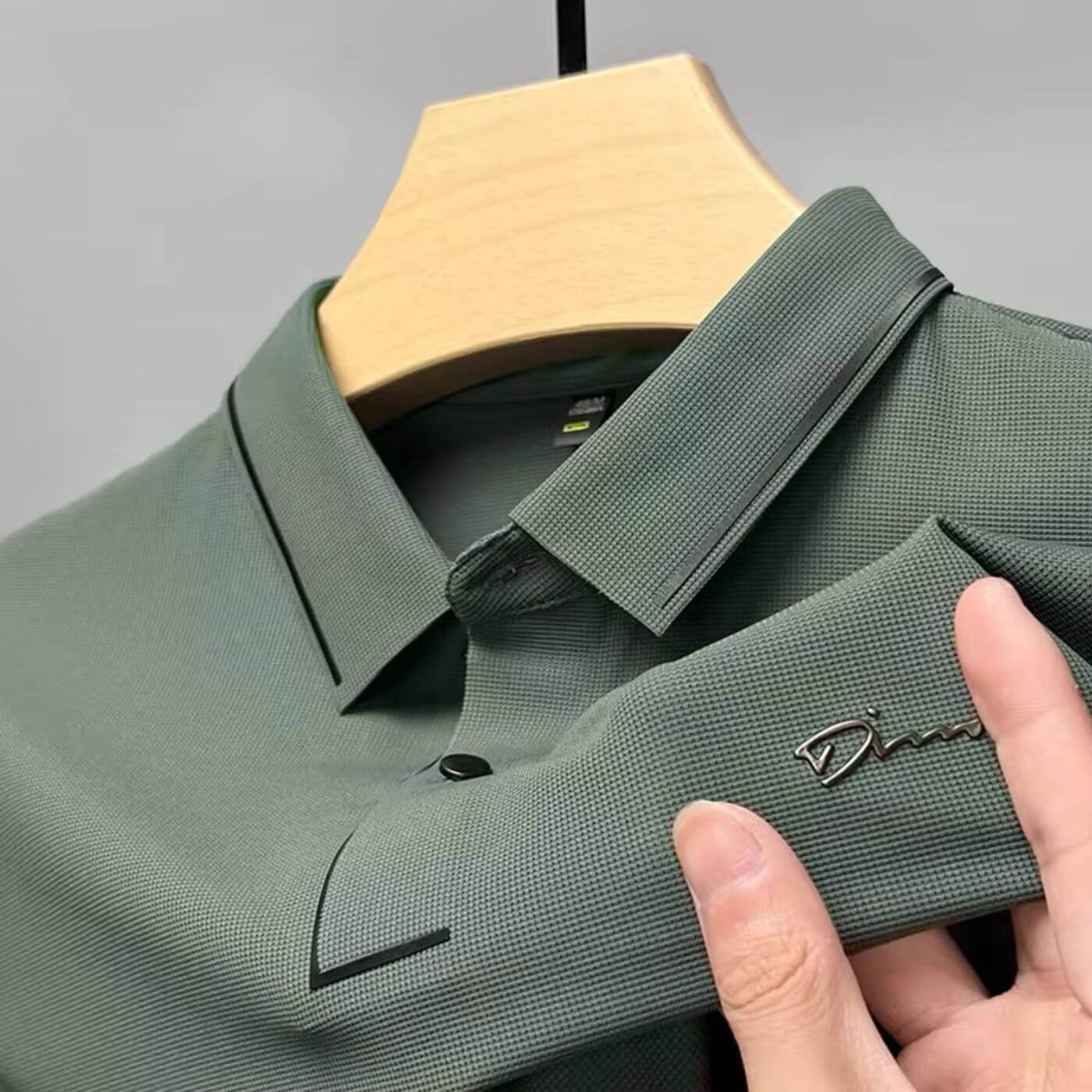 Dino – Hochwertiges Atmungsaktives Poloshirt - Image 10