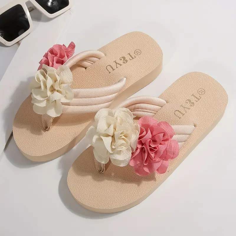 Dolly – Mehrfarbige Plateau-Flip-Flops mit Blumenmuster - Image 7