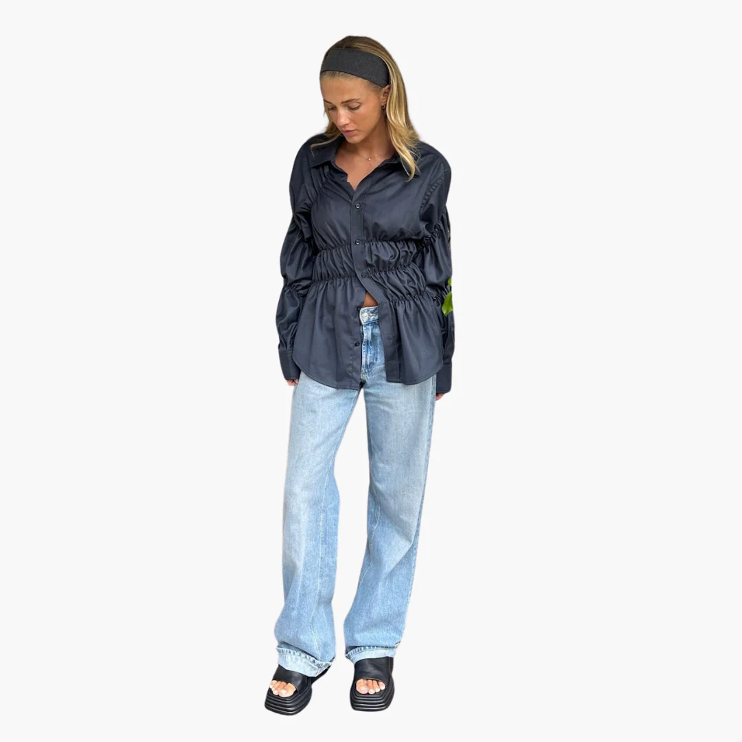 Dunkle Damen Bluse mit Raffung - Elegante lockere Bluse - Image 5