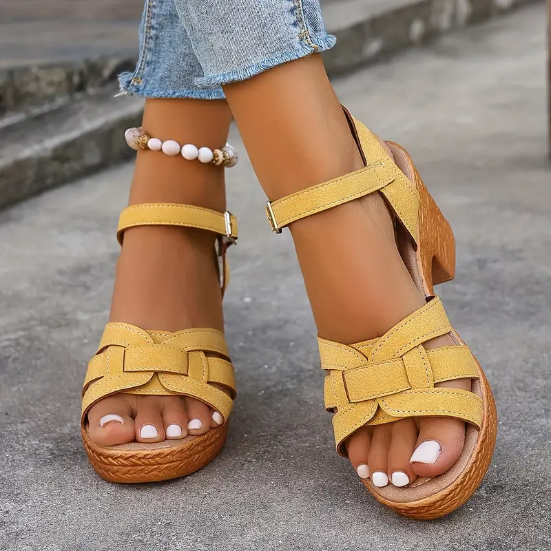 Eldarose – Vintage-Sandalen mit gewebtem Riemen und klobigem Absatz - Image 14