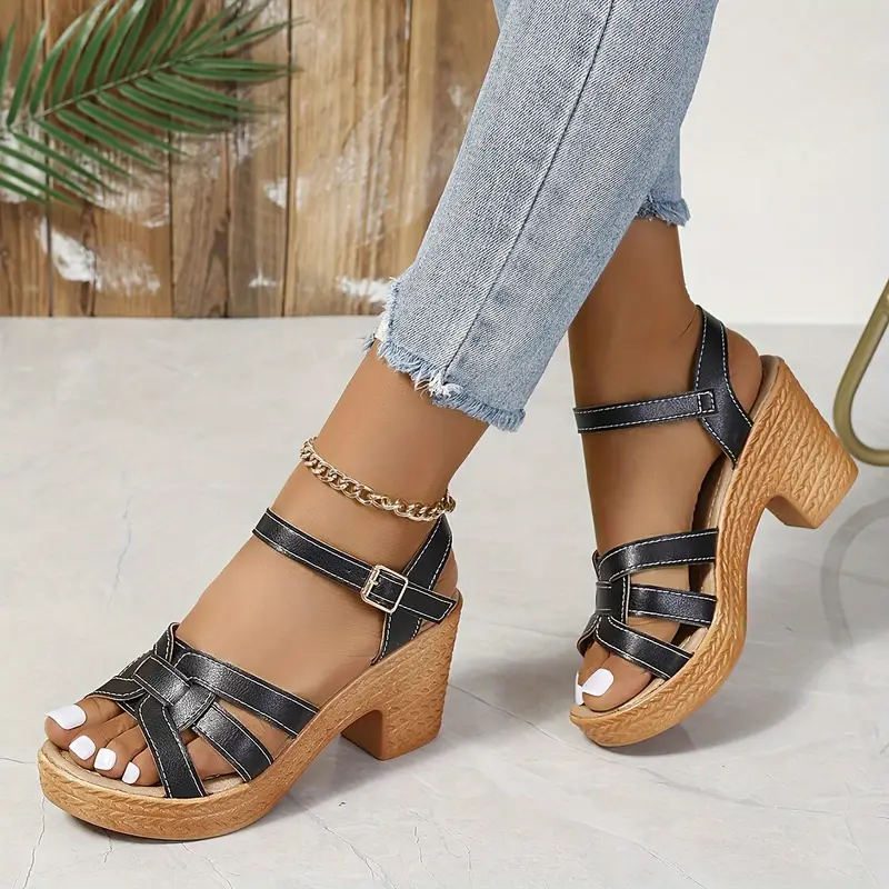 Eldarose – Vintage-Sandalen mit gewebtem Riemen und klobigem Absatz - Image 2