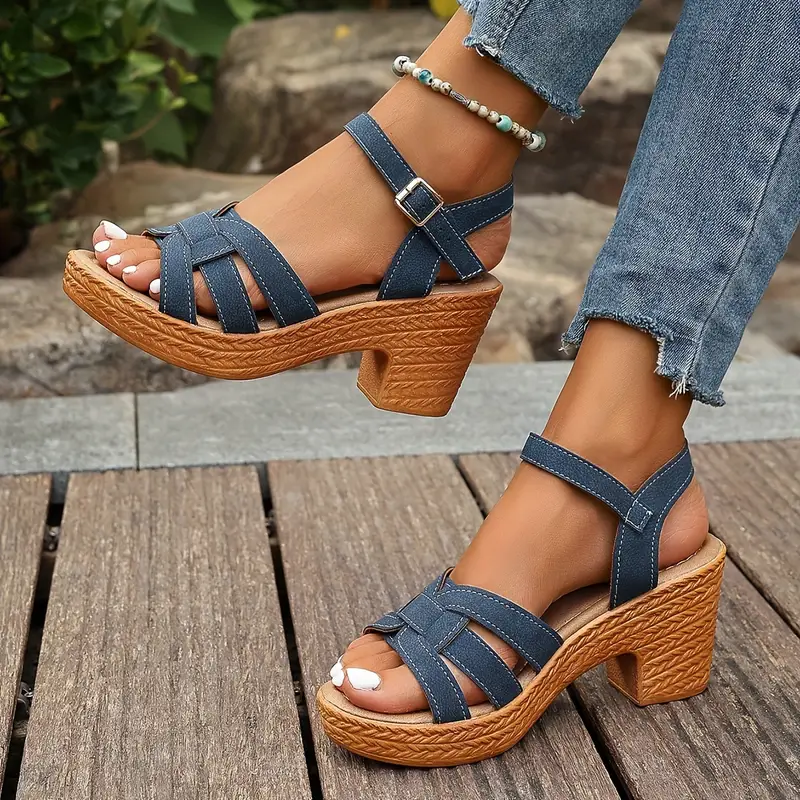 Eldarose – Vintage-Sandalen mit gewebtem Riemen und klobigem Absatz - Image 3
