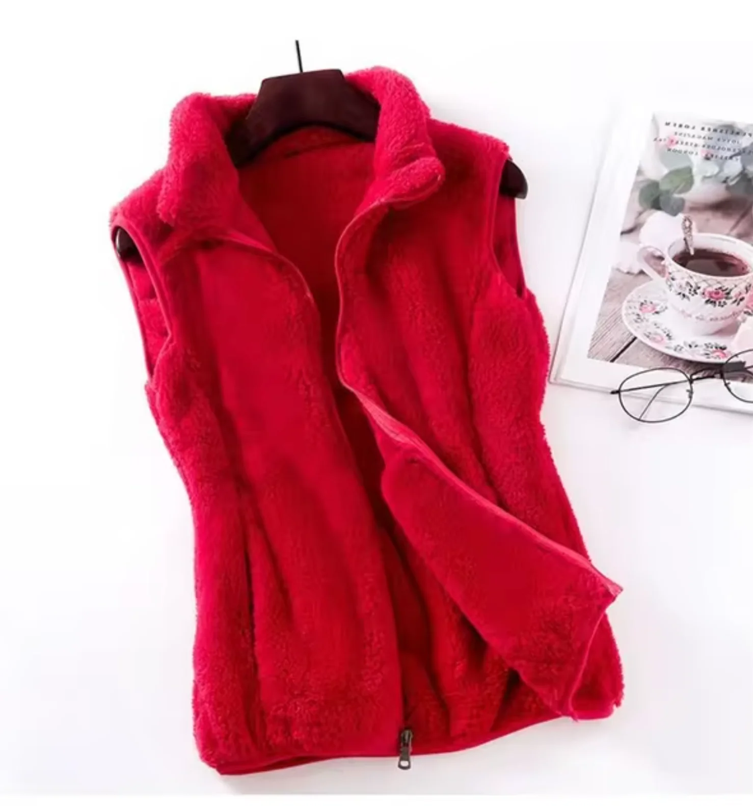 Elegante Damen Fleece-Weste aus Samt - Solveig - Image 3
