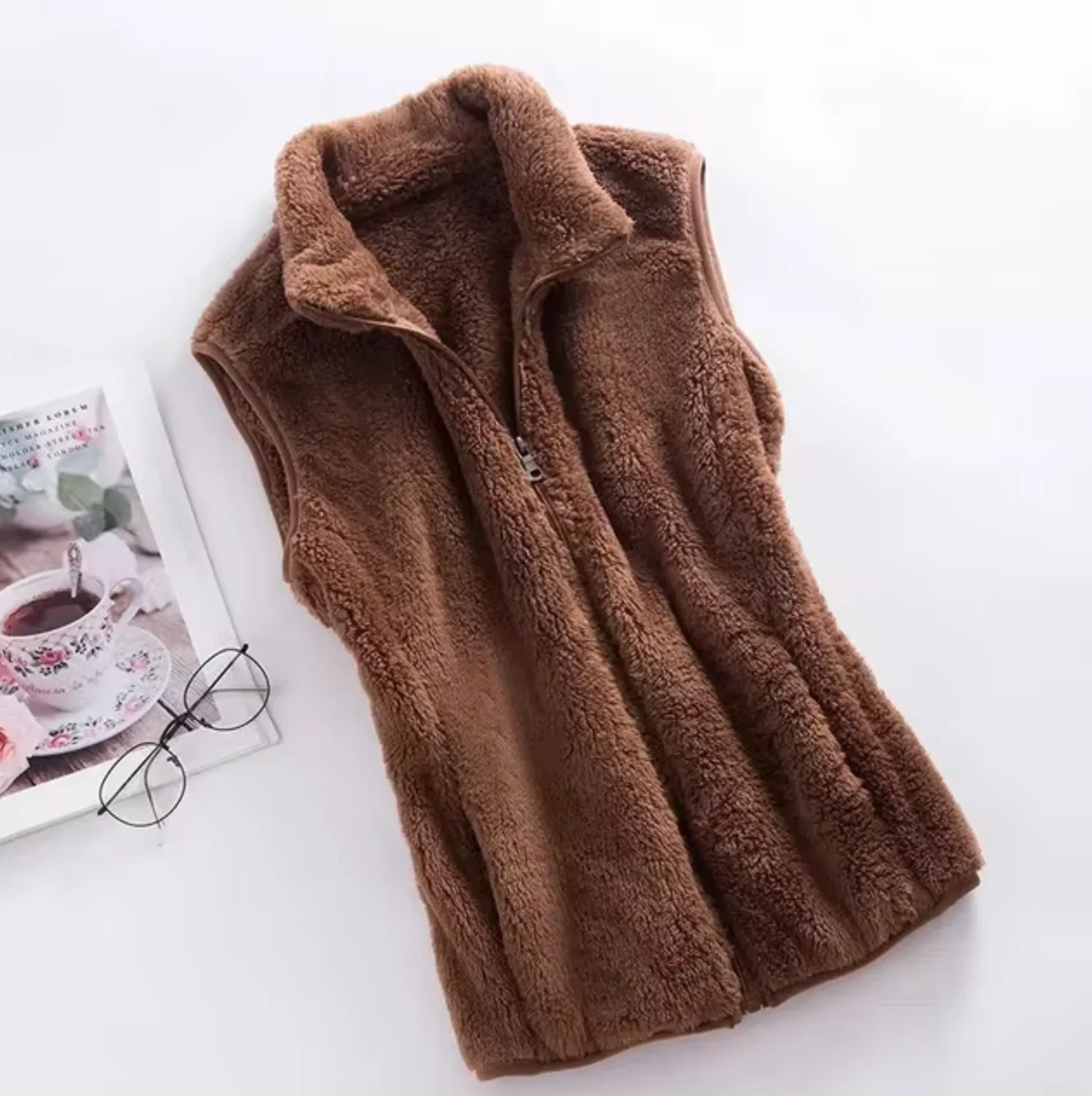 Elegante Damen Fleece-Weste aus Samt - Solveig - Image 6
