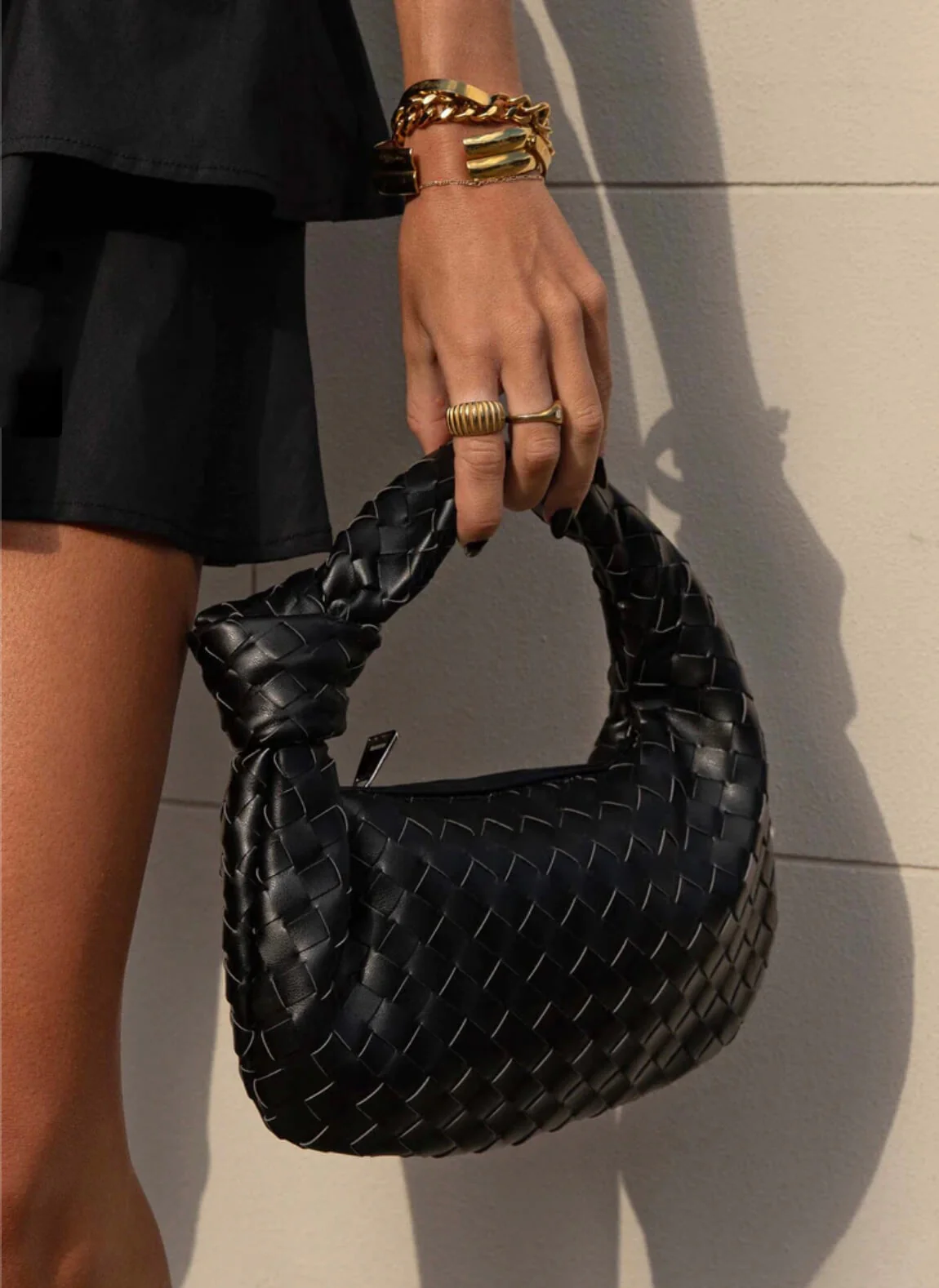 Elegante Damenhandtasche aus praktischem veganem Leder - Image 5