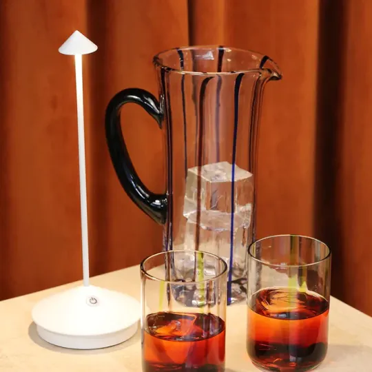 Elegante LED-Tischlampe für Restaurants – Warmweißes Licht, kabellos, dimmbar - Image 3