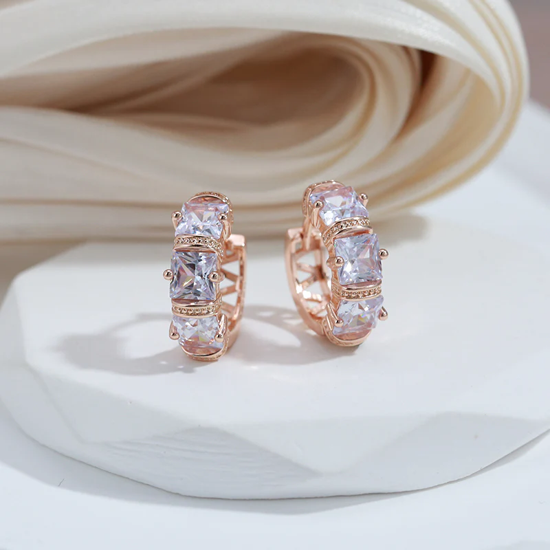 Elegante Ohrringe mit goldfarbenen Kristallen inkrustiert - Image 2