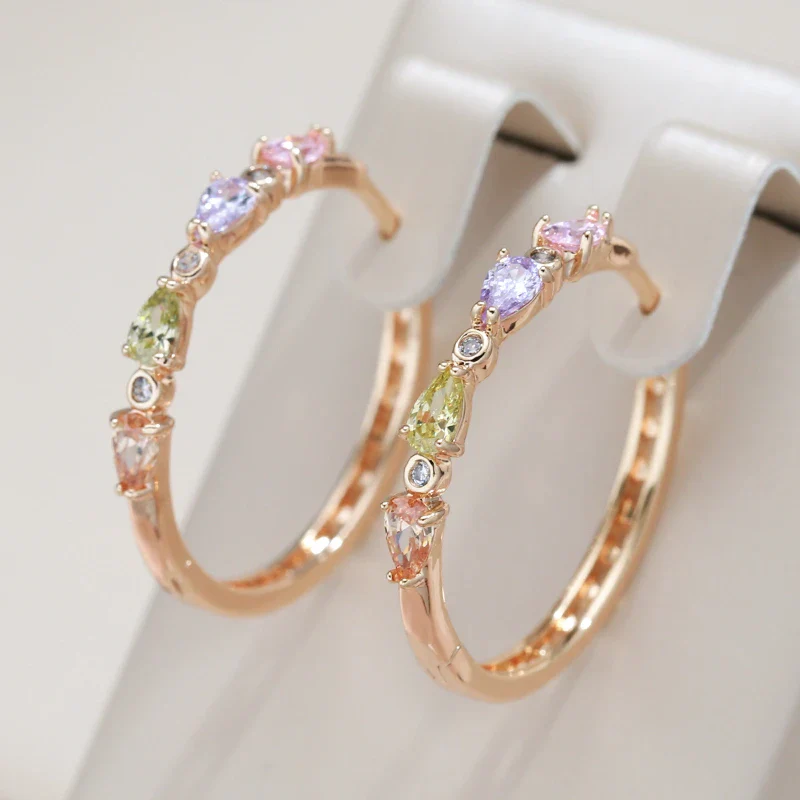 Elegante Ohrringe mit Zirkonias