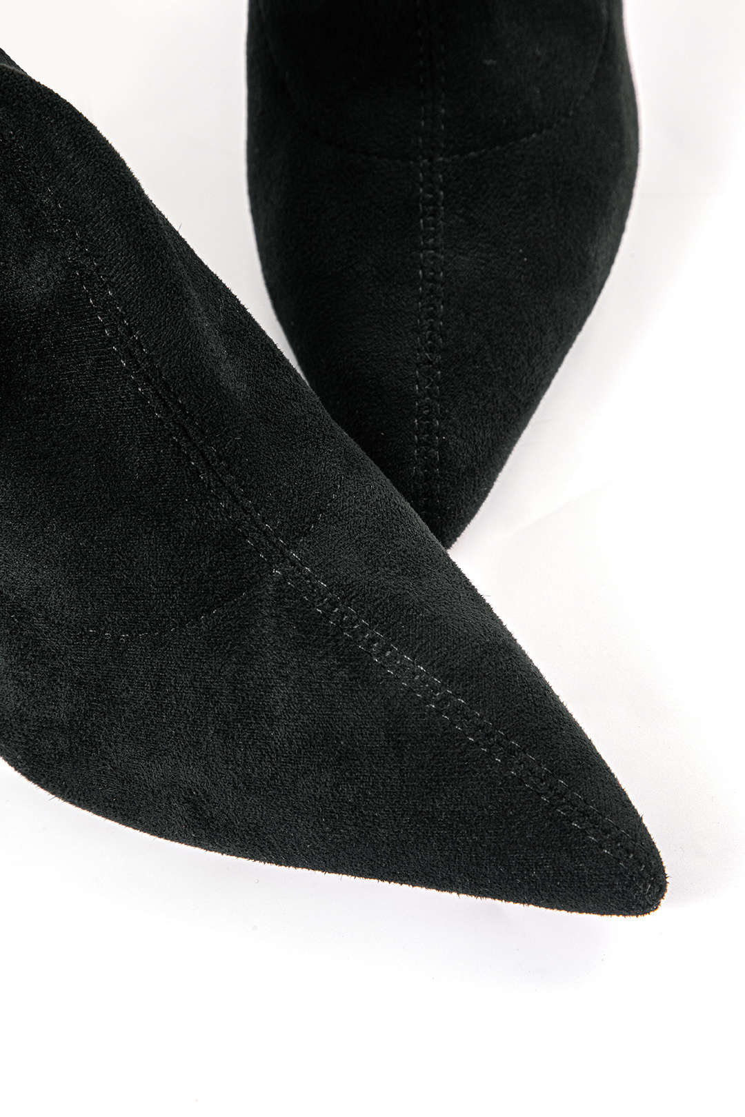 Elegante Overknee-Stiefel aus Velours – Stilvoll & Feminin - Image 4