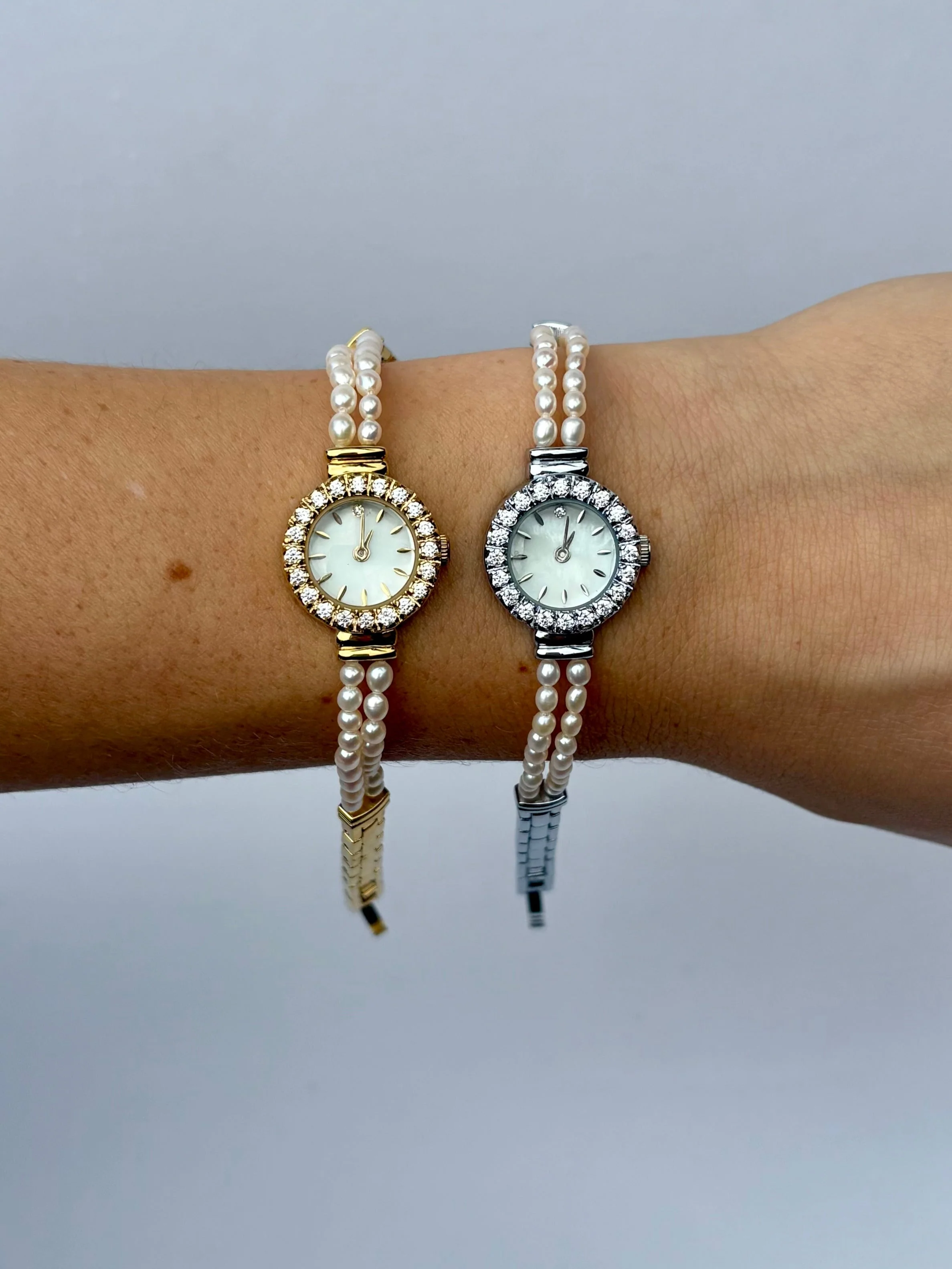 Elegante Vintage Damen Armbanduhr mit Perlendetails - Image 2