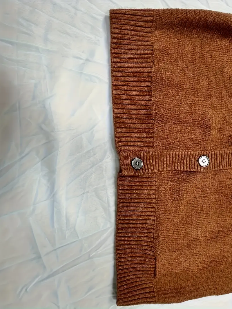 ELEGANTER BRAUNER KABELSTRICK-CARDIGAN | STILVOLL, KOMFORTABEL, VIELSEITIG - Image 3