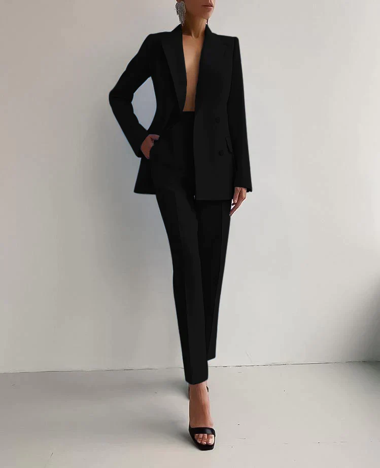 Eleganter Damen Hosenanzug mit Doppelreiher - Image 4