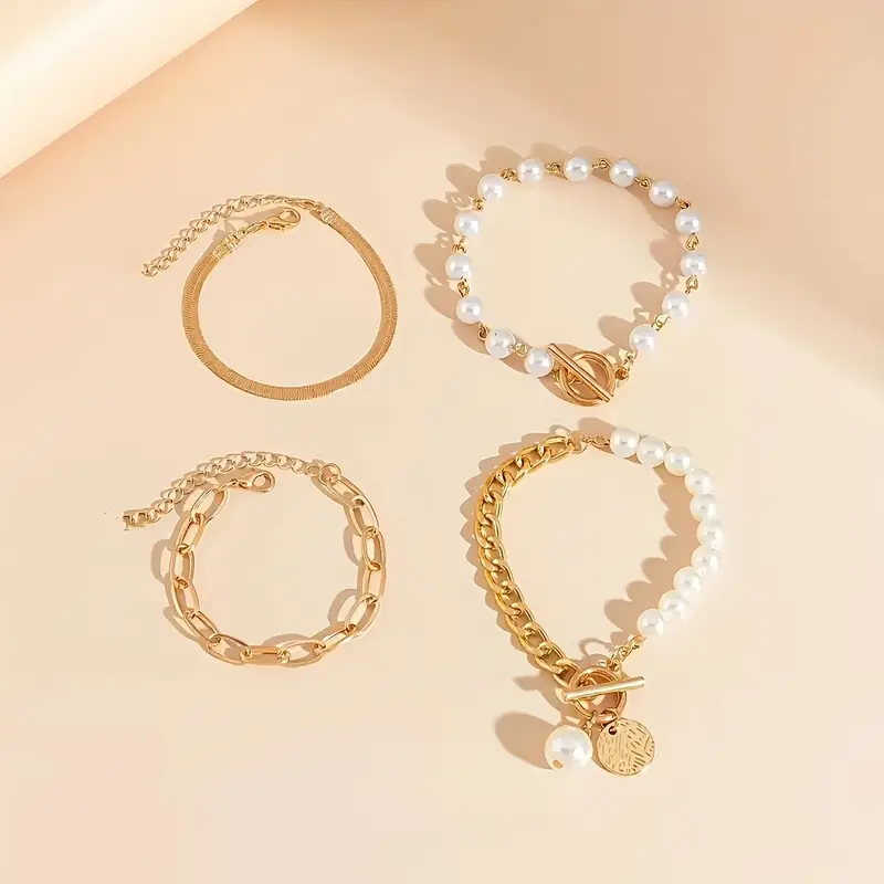 Elegantes 4-teiliges Armbandset in Gold – Schlange, Perlen & Glieder - Image 4