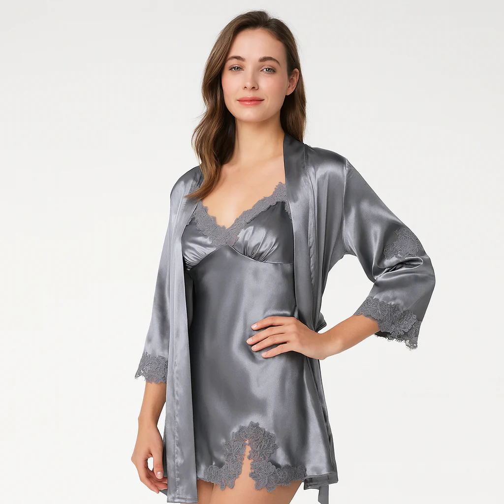 Elegantes 5-in-1-Pyjama-Set für Damen – Premium-Loungewear-Set mit Bademantel und passenden Teilen - Image 4