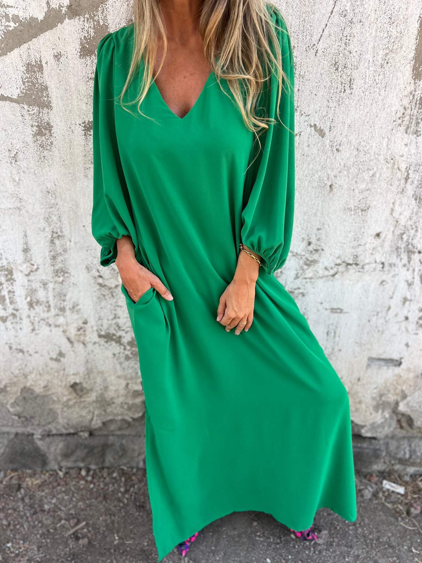 Elegantes Damen V-Ausschnitt Maxikleid - Image 10