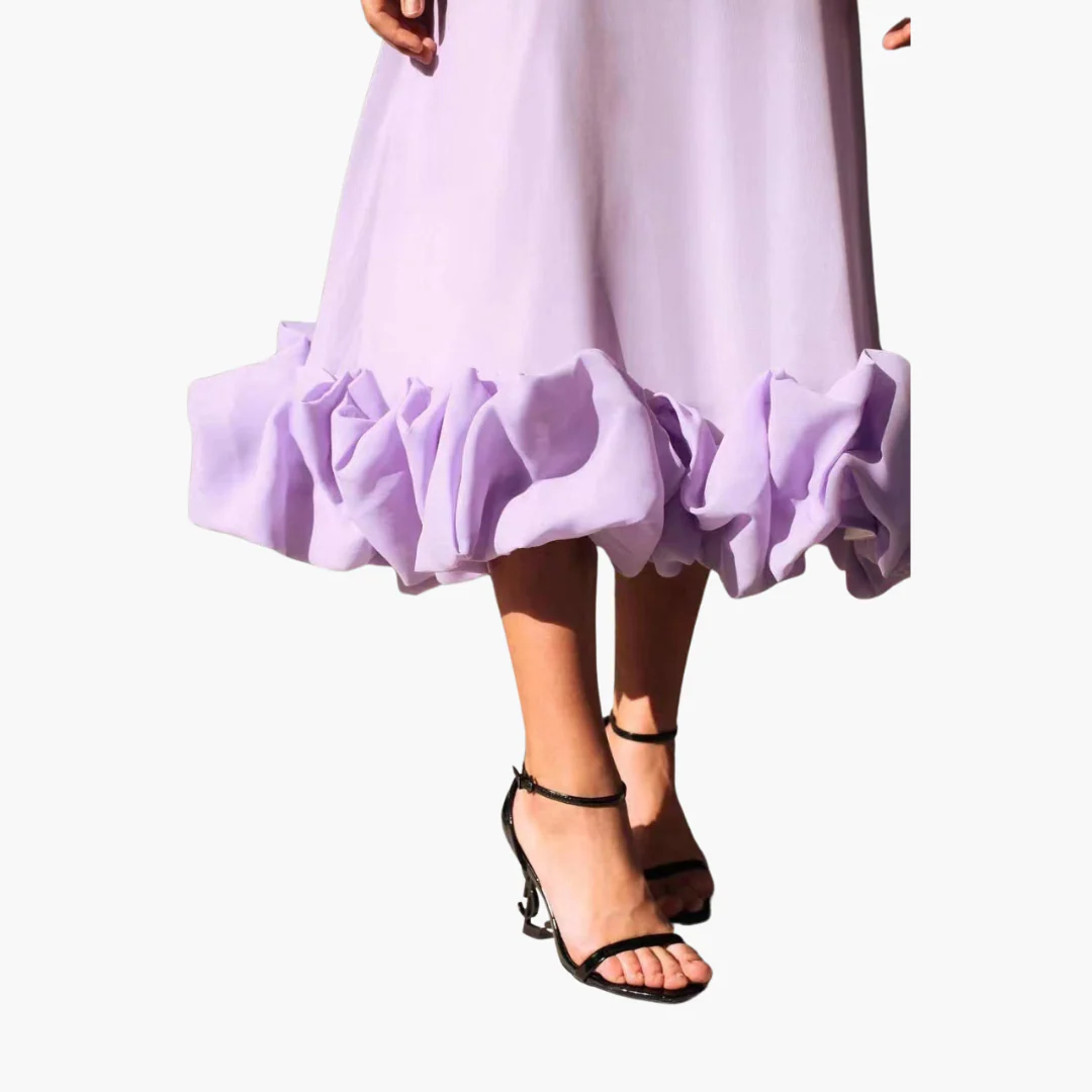 Elegantes fließendes Kleid für Frauen - mit Rüschen am Saum - Image 9