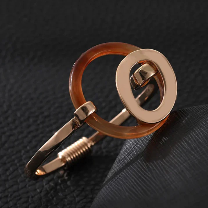 Elegantes Golden Damen Armreif mit Haken-Verschluss - Image 7