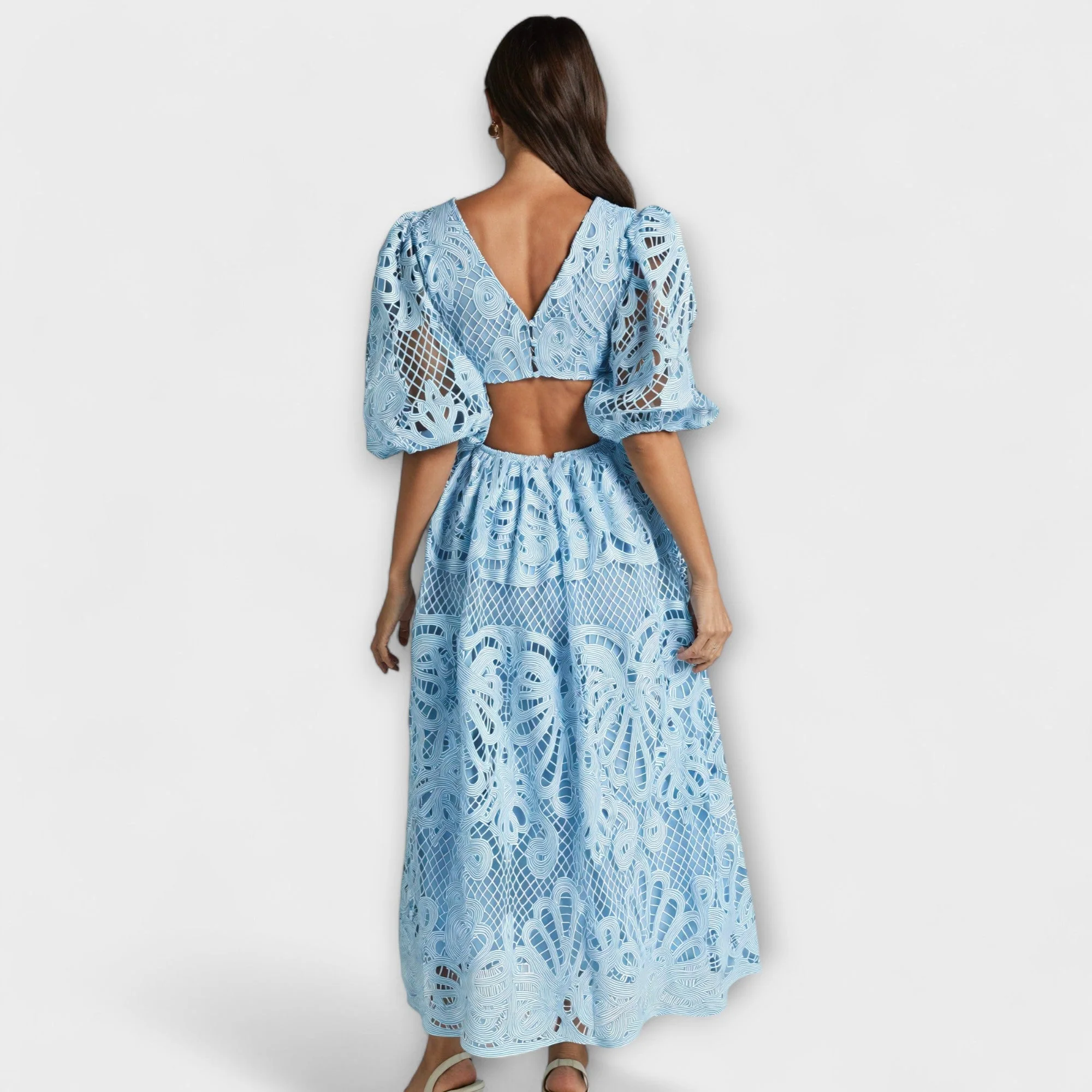 Elegantes Kleid mit feinen Akzenten - Image 2