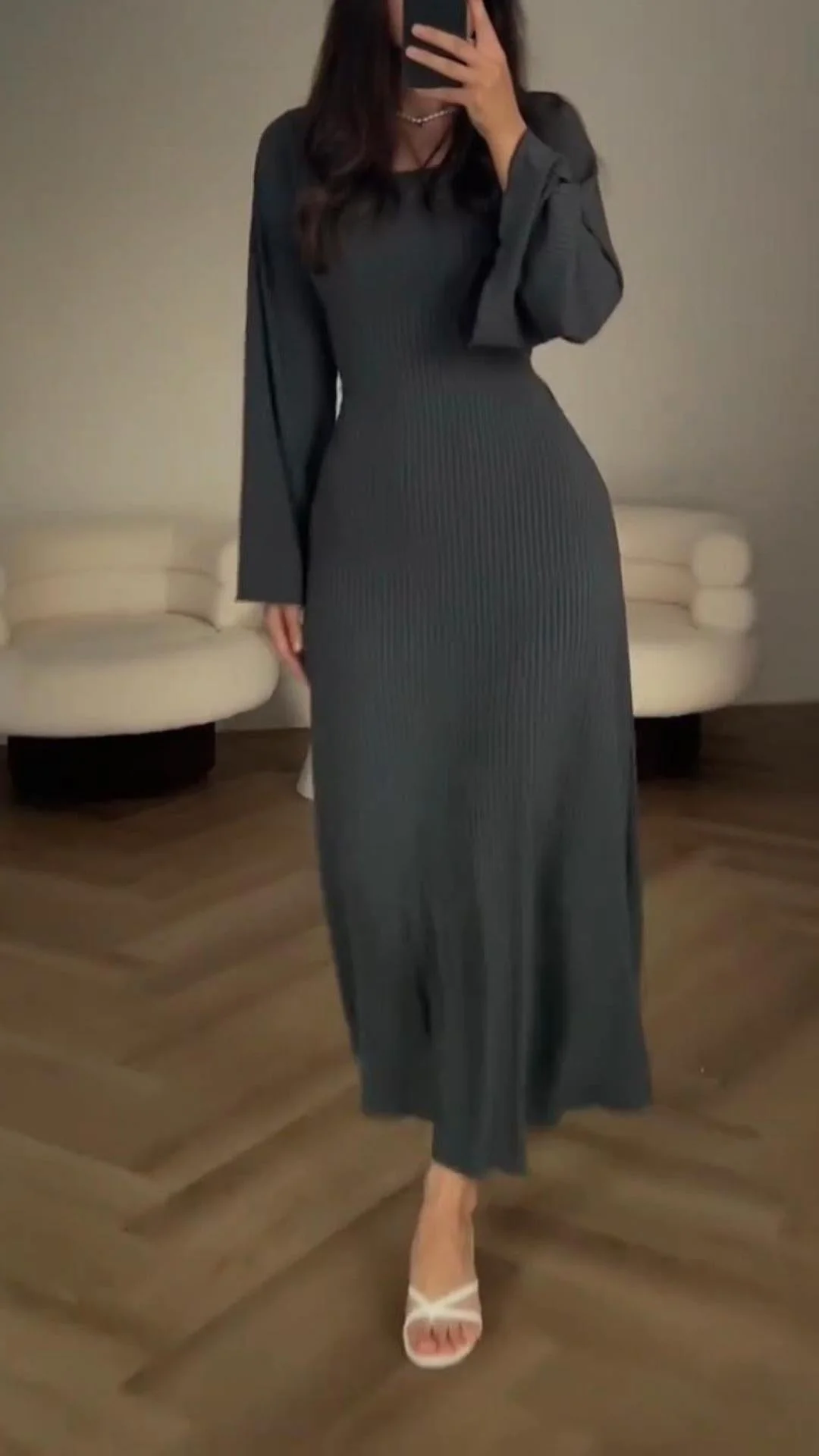 Elegantes Maxikleid für Damen - Image 9