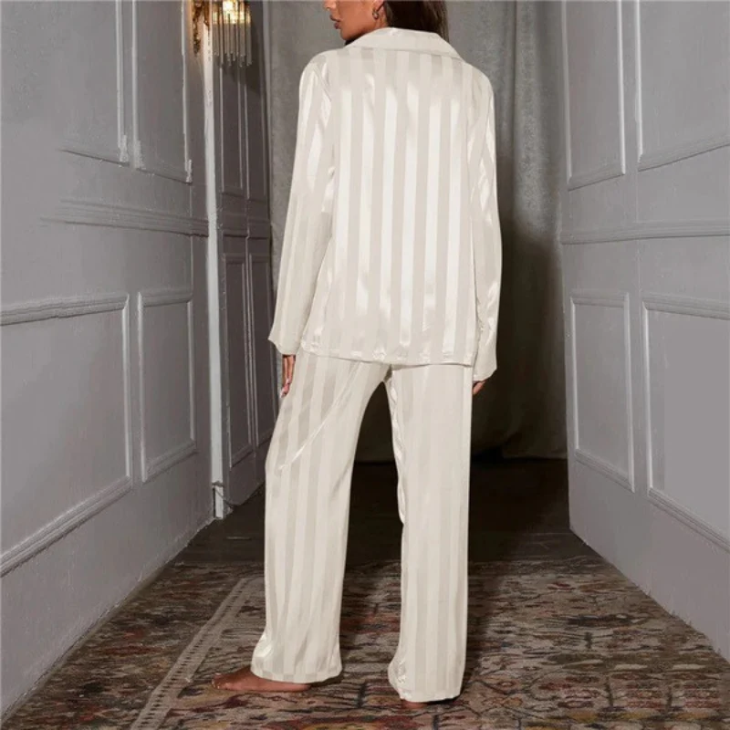 Elegantes Pyjama-Set für Damen | Twin - Image 13
