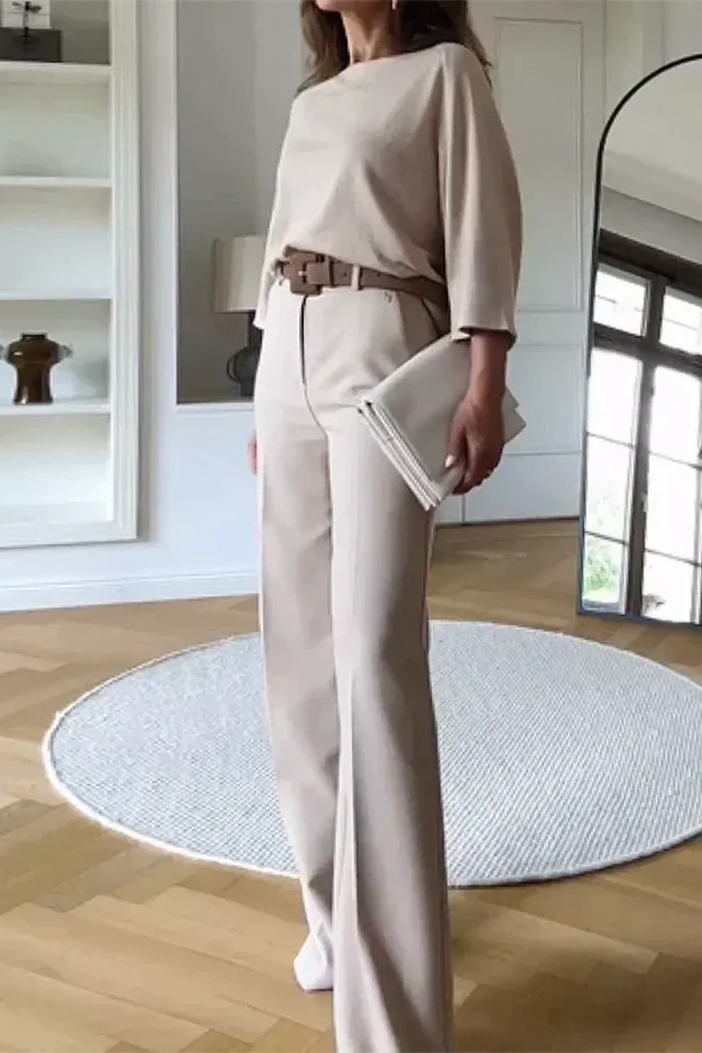 Elegantes Vintage-Set für Damen | Hose und oberteil - Image 3