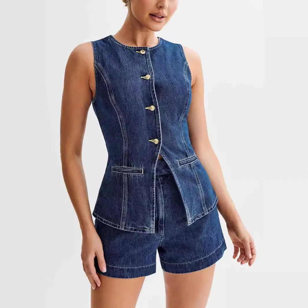 Elena | Stylisches Denim-Zweiteiler-Set mit Weste & Shorts - Image 3