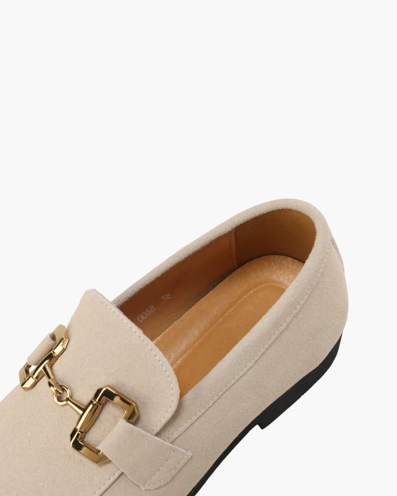 Elias | Lässig Herren-Loafer aus Wildleder mit edlem Metall-Detail - Image 7