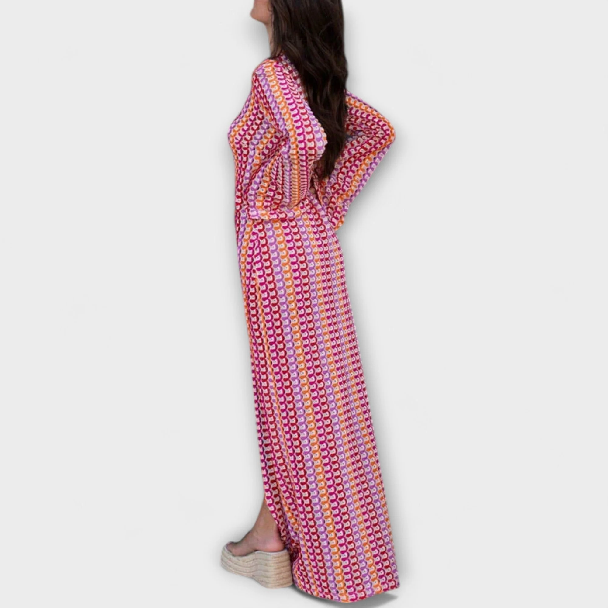 Eliora – Maxikleid mit V-Ausschnitt und Urlaubsflair - Image 8