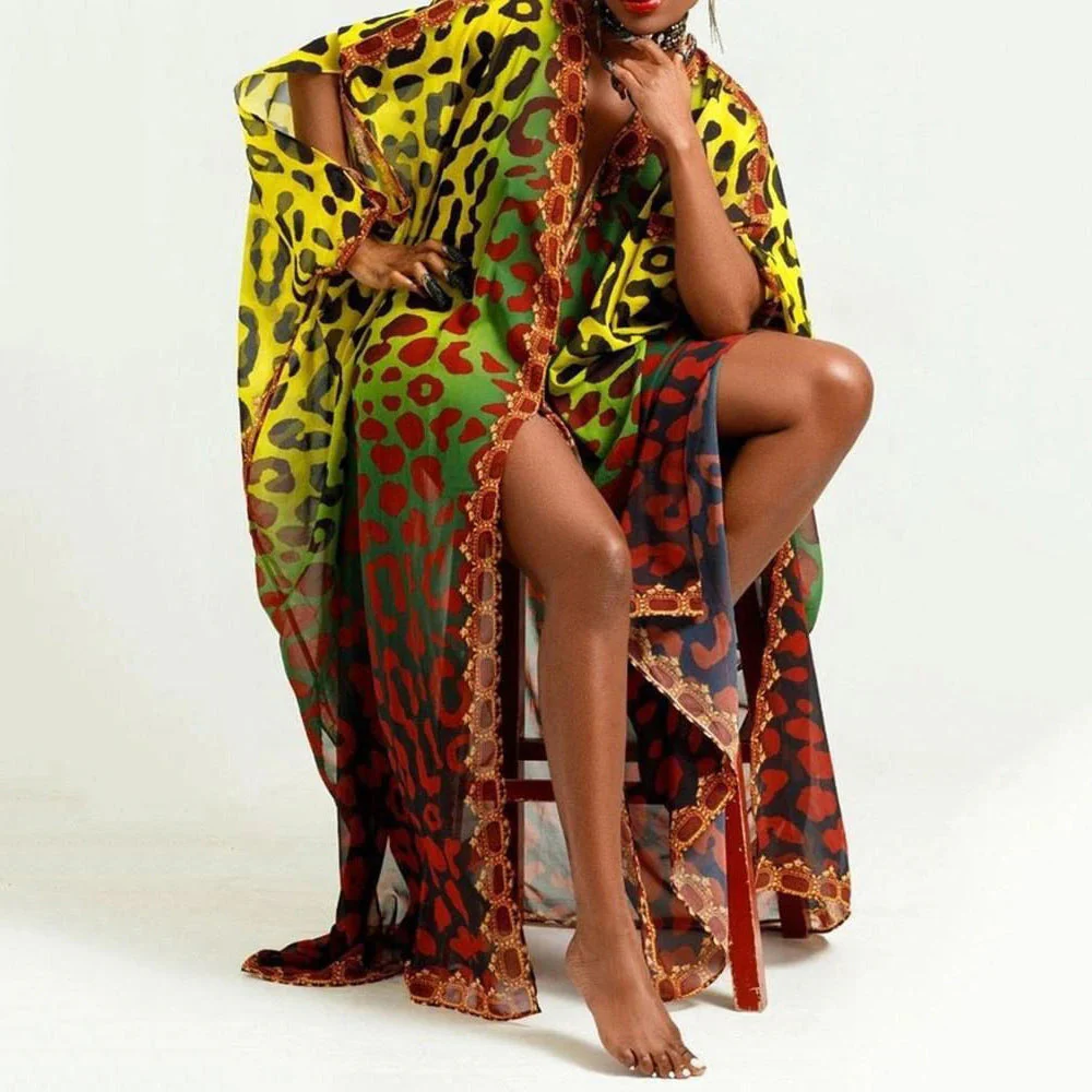 Elisabeth- Damen Chiffon Kaftan mit lebhaftem Tierfell Design - Image 2
