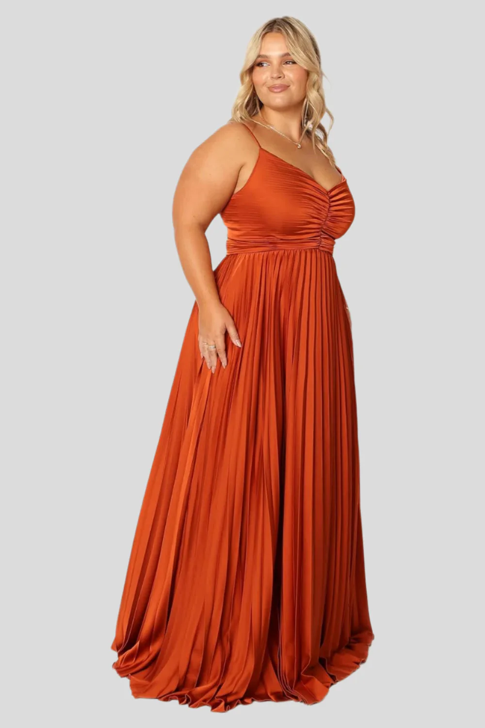 Elise – Plissierter Midikleid für elegante Anlässe - Image 6