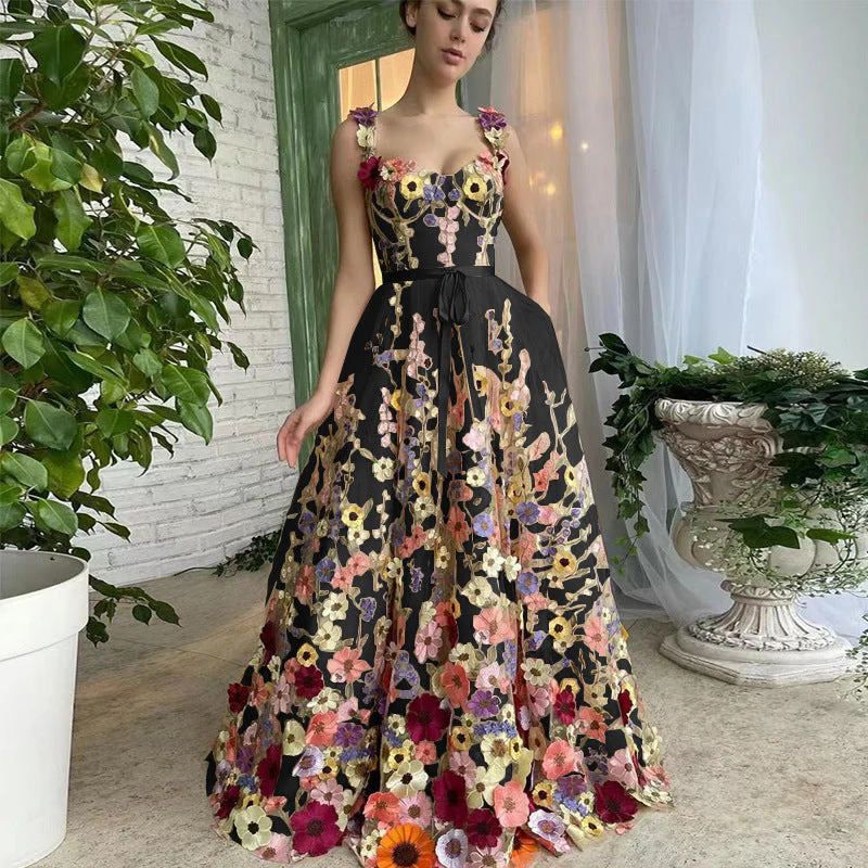 Ella- Damen Prunkvolles Abendkleid mit floralem Design - Image 5