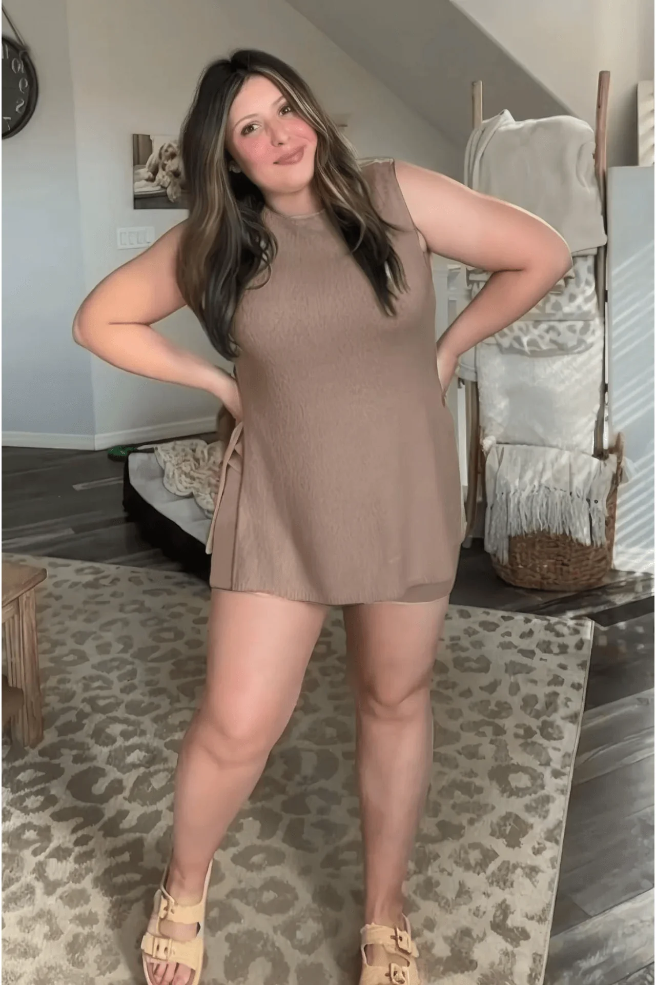 Ellen | Bequemes Zweiteiliges Strick-Set mit Ärmellosem Oberteil & Shorts - Image 3