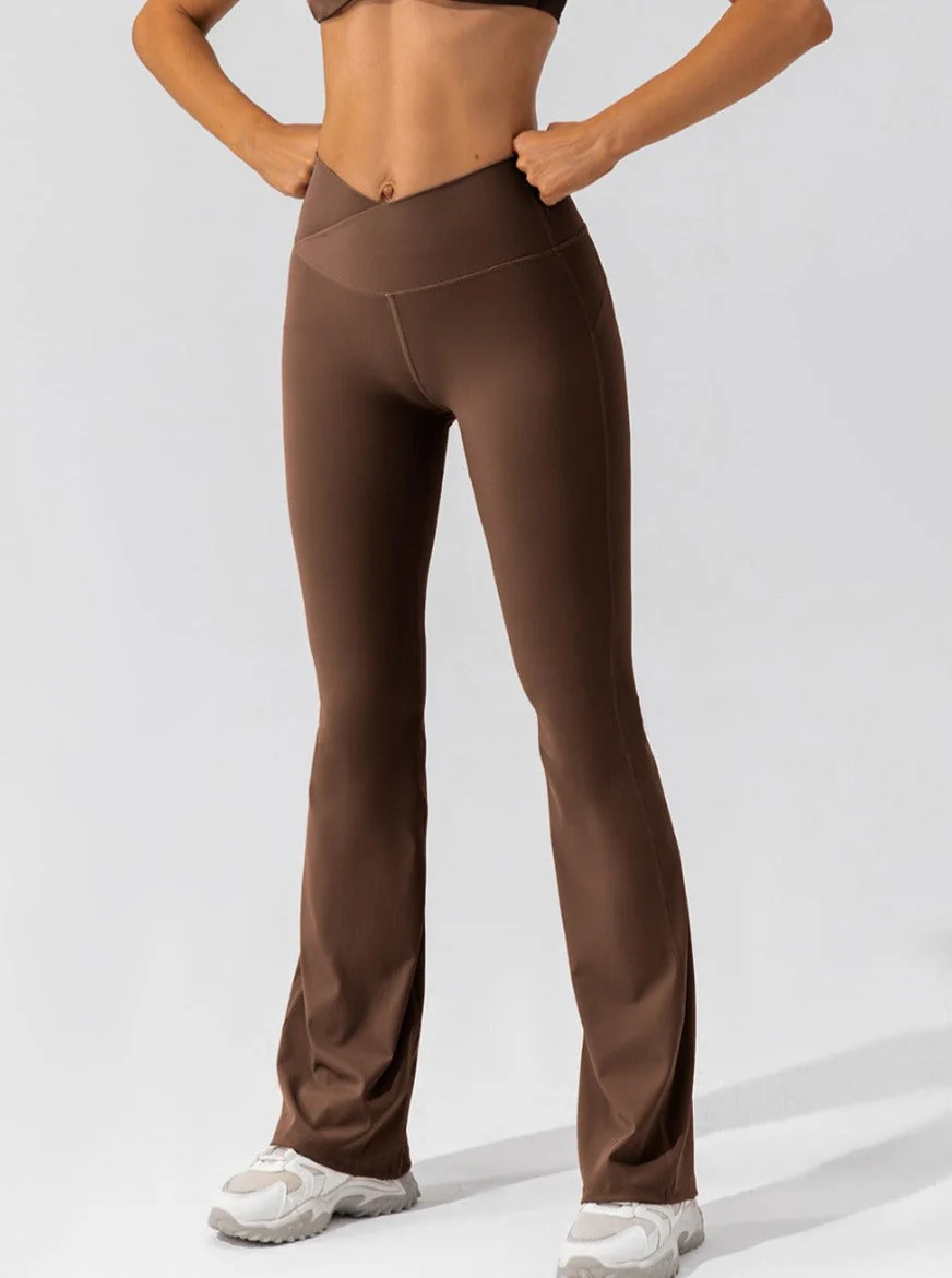 Elora | High-Waist Flare Leggings mit Crossover-Bund - Image 2