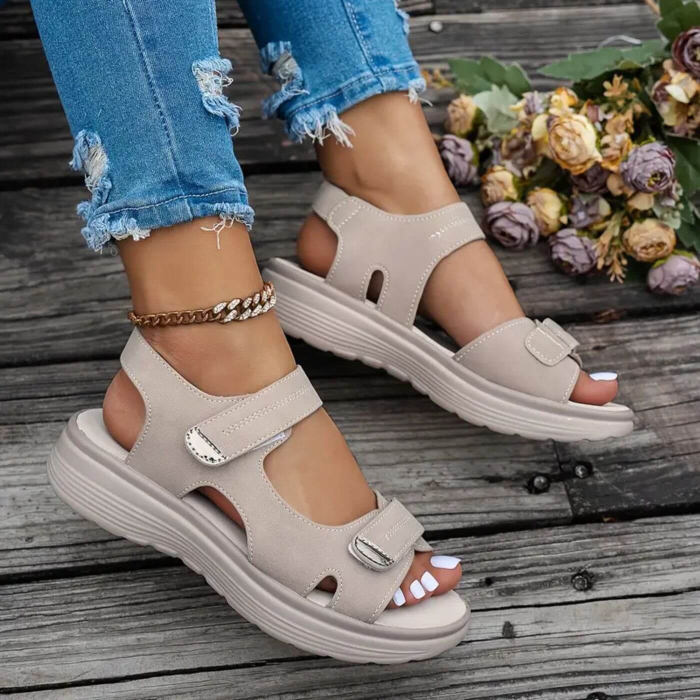 Elsa – Orthopädische Keilsandalen mit Knöchelriemen - Image 3