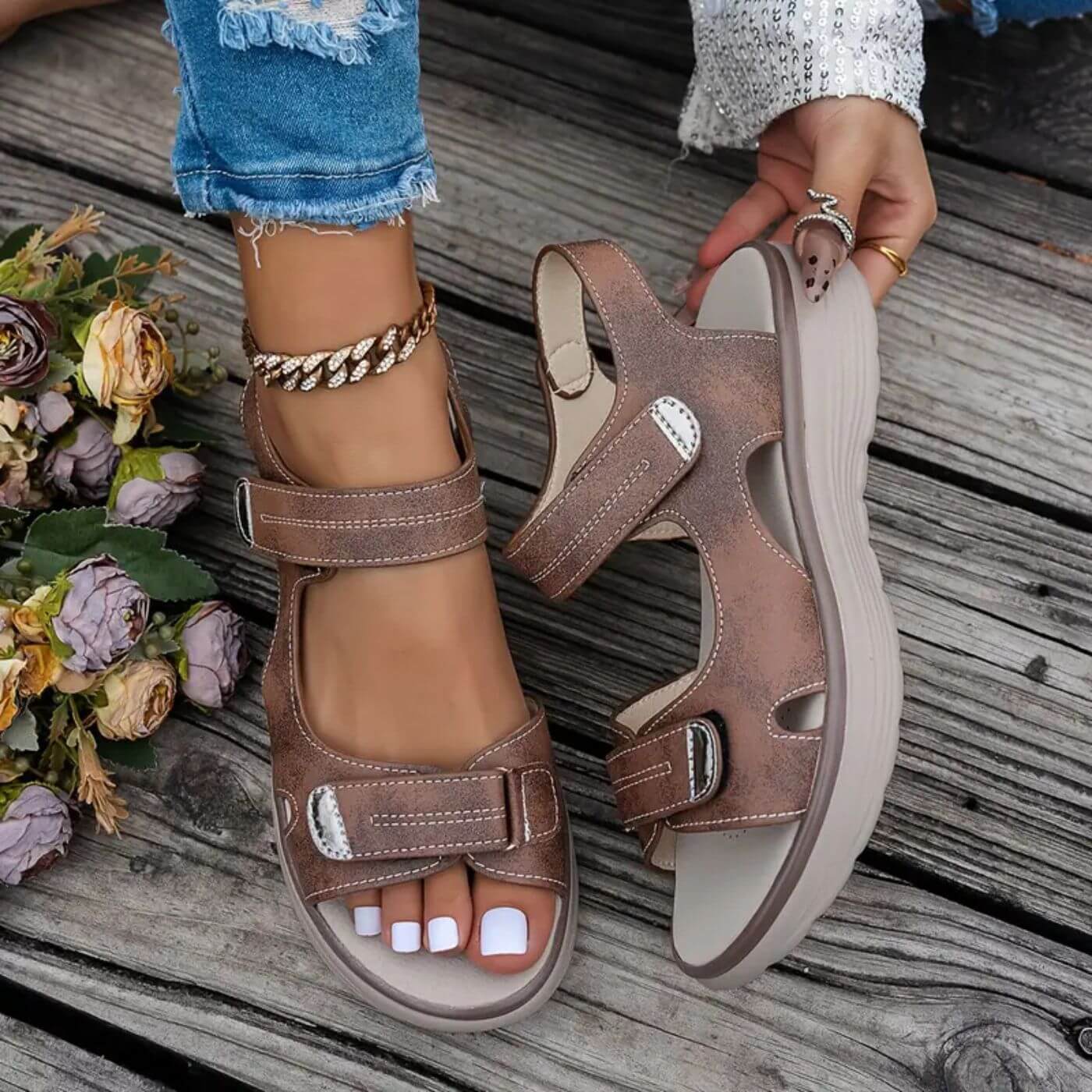 Elsa – Orthopädische Keilsandalen mit Knöchelriemen - Image 5