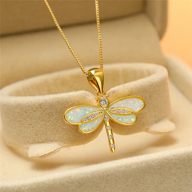 Elunaria – Libellen-Collier mit schimmerndem Akzent - Image 2