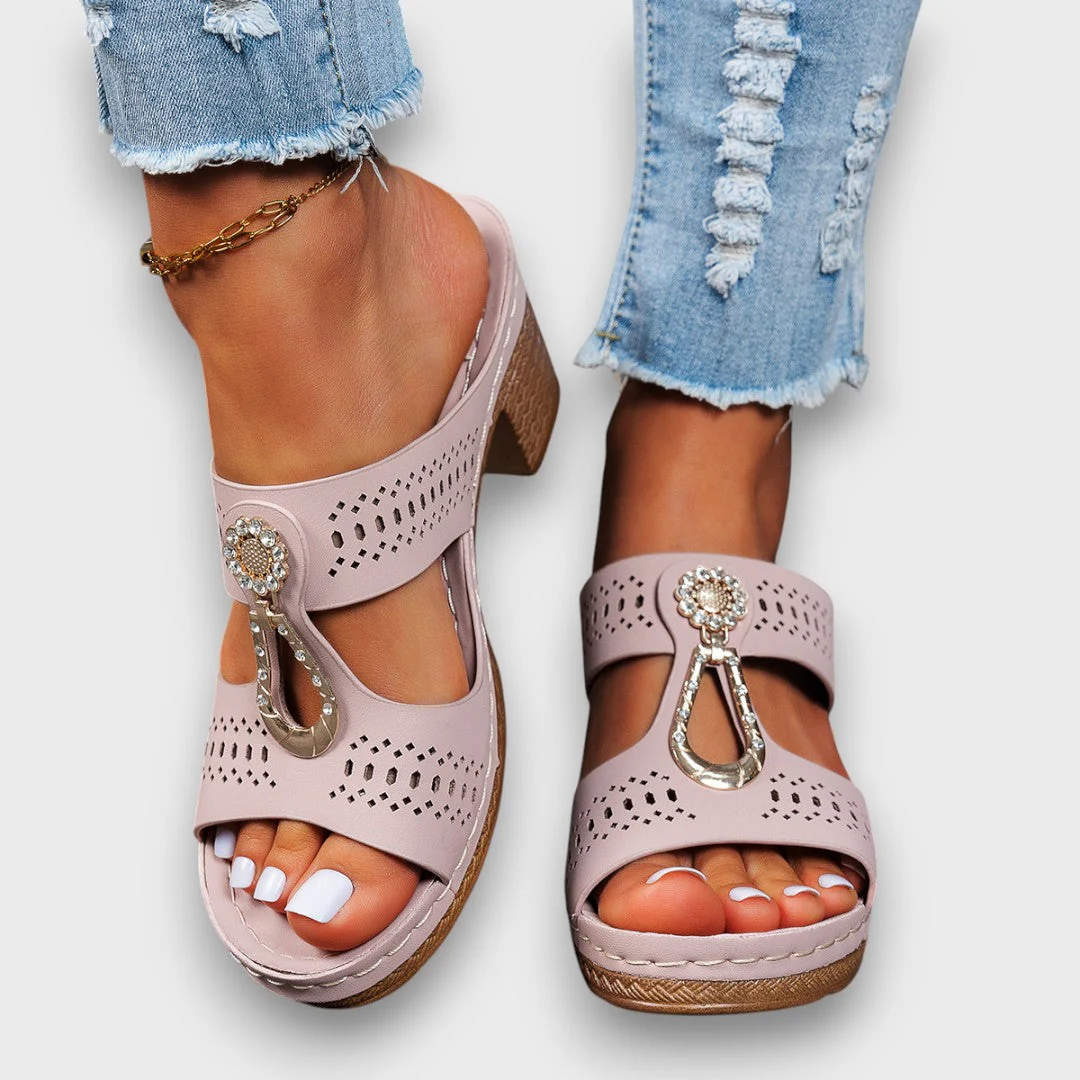Elvanna – Elegante Sommerschuhe mit Schmuckdetail - Image 11