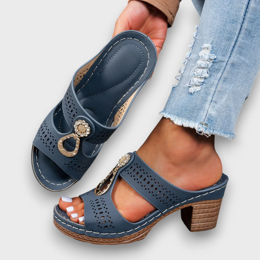 Elvanna – Elegante Sommerschuhe mit Schmuckdetail - Image 3