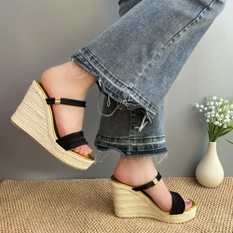 Emila – Keilsandalen mit Doppelriemen - Image 8