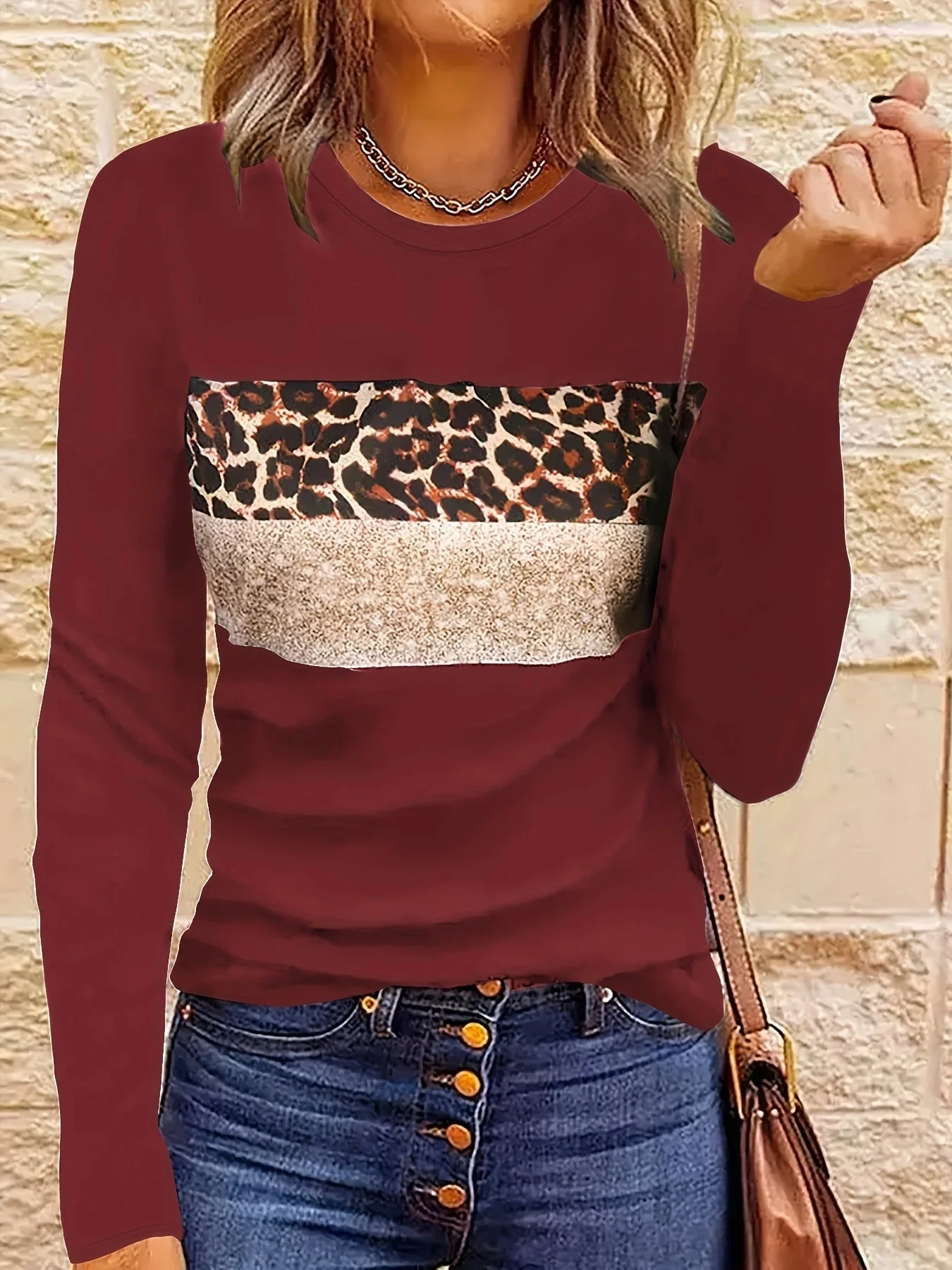 Emmi | Das Schicke Leopard-Print Langarmshirt - Image 13