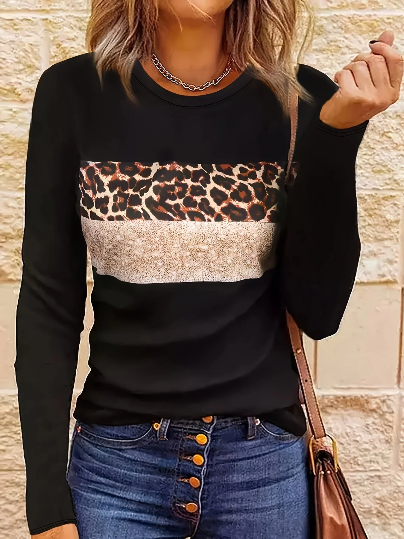 Emmi | Das Schicke Leopard-Print Langarmshirt - Image 15