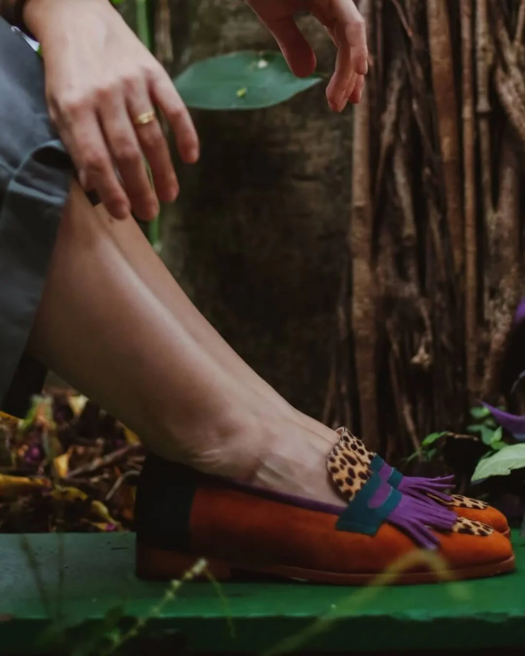Ewelira - Trendige Loafers mit Fransen im Colourblock-Stil - Image 4