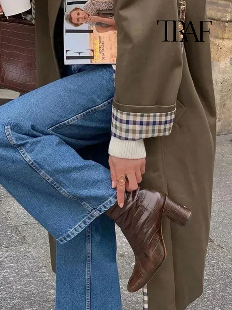 Farah | Langer Trenchcoat Mit Karofutter - Image 5