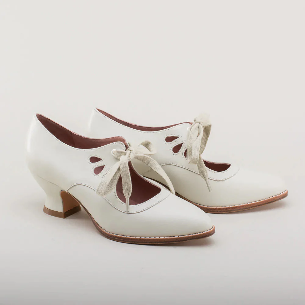 Fatime - Stilvolle Damenschuhe Mit Geschlossener Spitze - Image 3