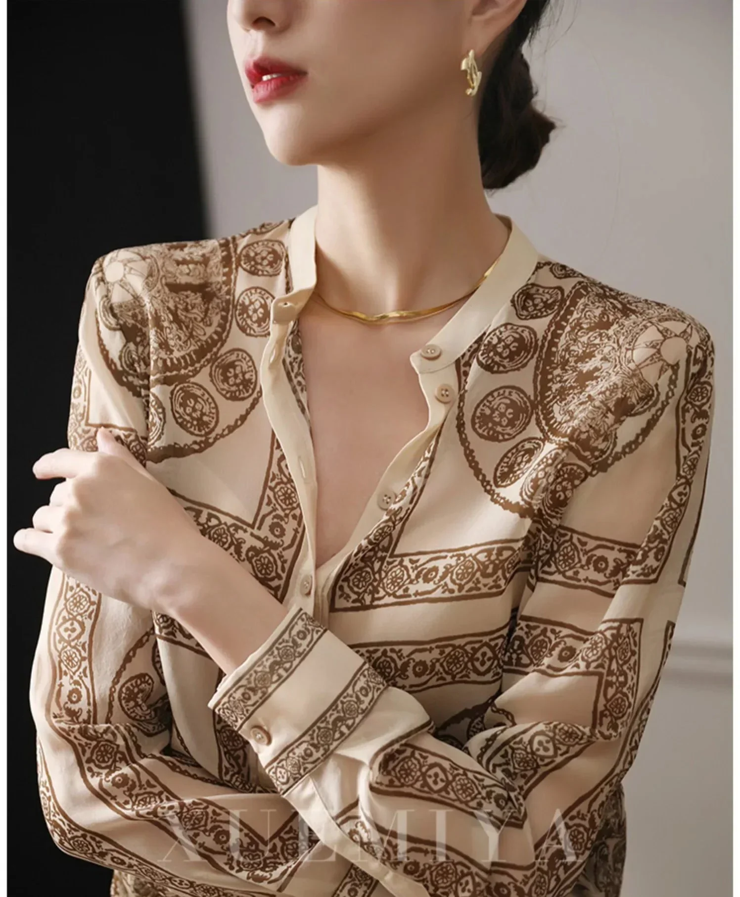 Felicity | Elegante Damenbluse mit langen Ärmeln und Druck - Image 4