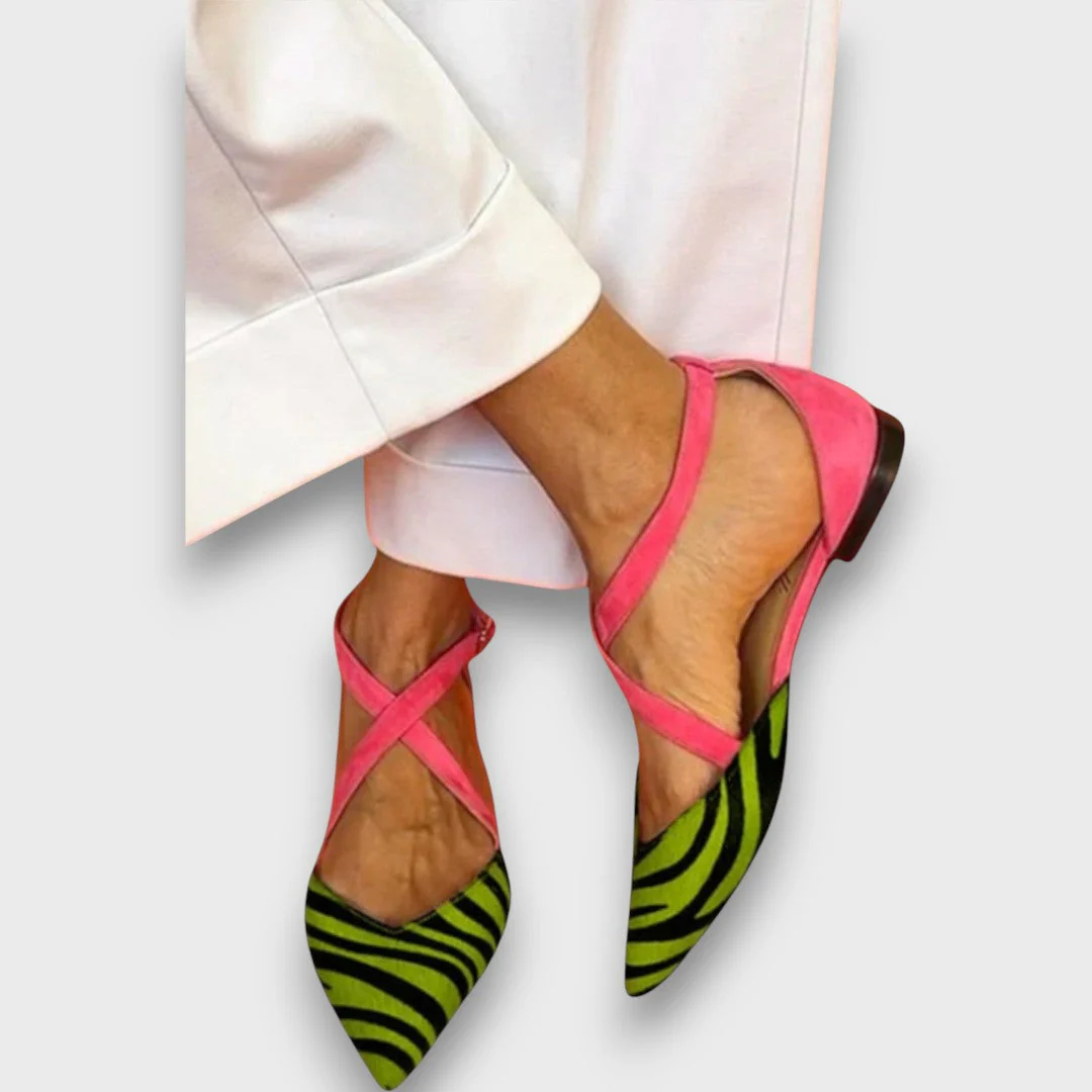 Fenna – Ballerinas mit Zebramuster und Kreuzriemen - Image 4