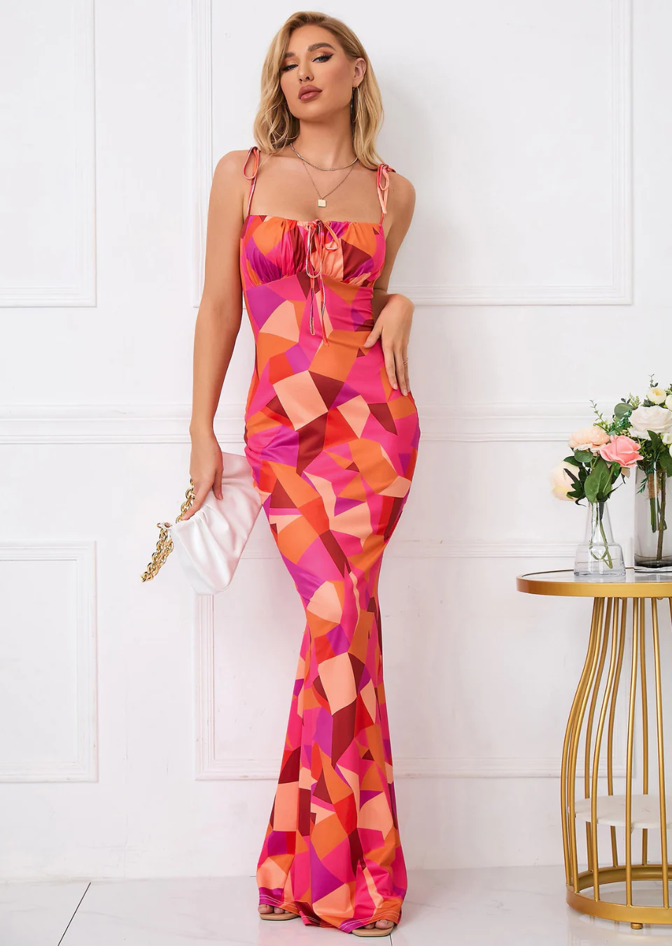 Figurbetontes Maxikleid mit Blumenmuster und Schleifendetails – femininer Sommertraum - Image 12
