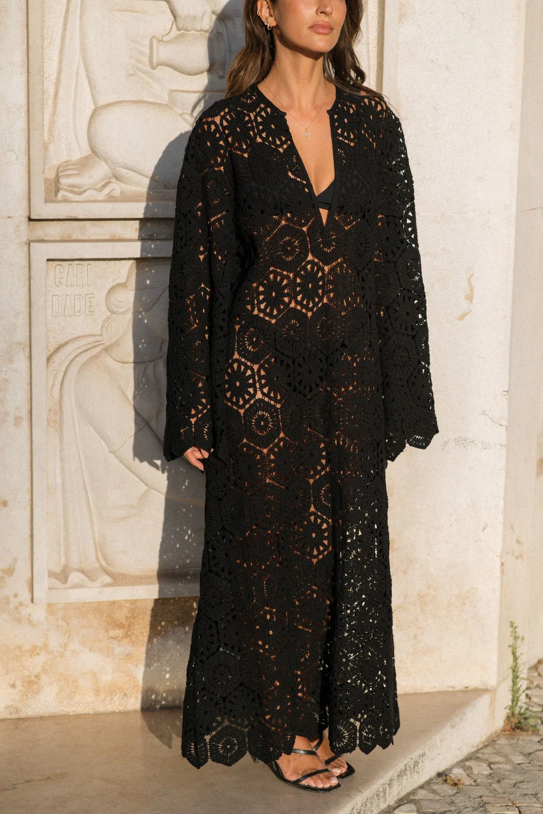 Fina | Langärmeliges Kleid mit Spitzenbestickung - Image 7