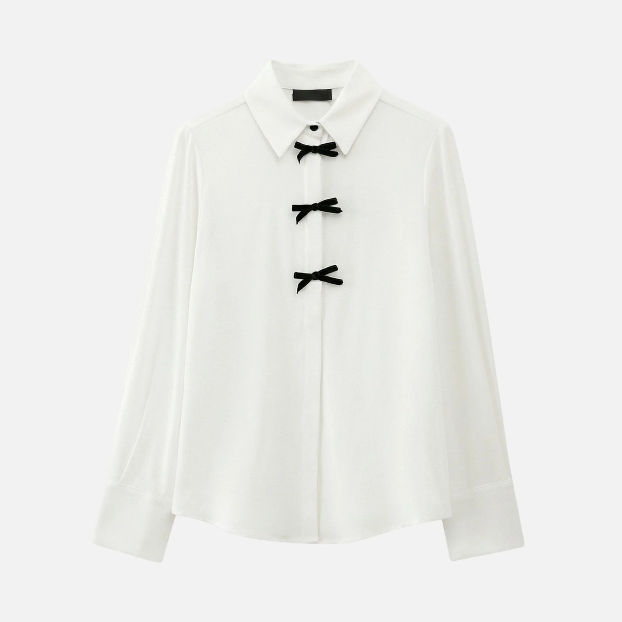 Petra | Damen Fließende Tupfenbluse Schleifenkragen – Polka Dot Bluse Schleife - Image 6